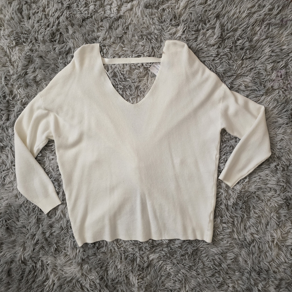 NWT Windsor Twist & Stun Knot Back Ivory Sweater - Size Large